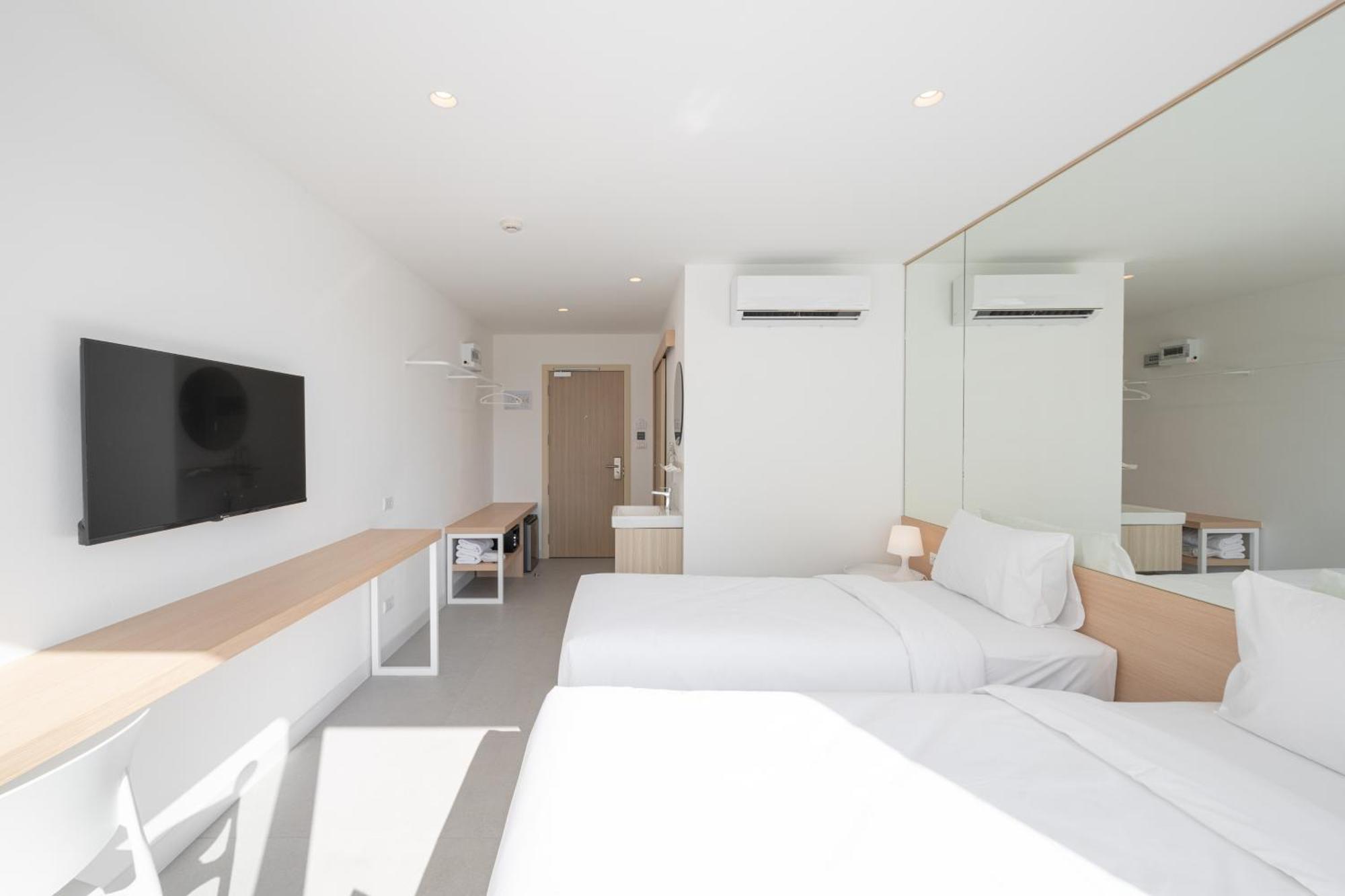 Lis Hotel Chiangmai Chiang Mai Luaran gambar